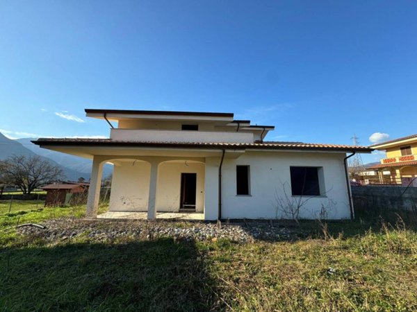 casa indipendente in vendita a Coreglia Antelminelli in zona Piano di Coreglia