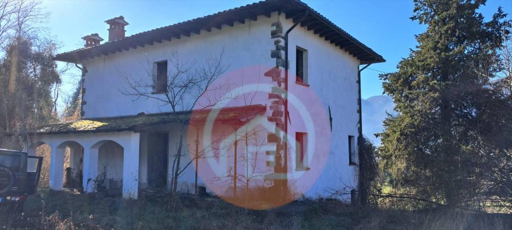 casa indipendente in vendita a Coreglia Antelminelli in zona Ghivizzano