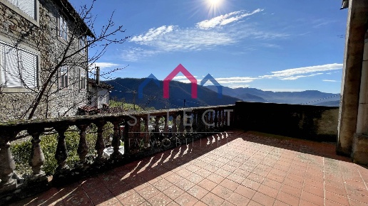 casa indipendente in vendita a Coreglia Antelminelli in zona Vitiana