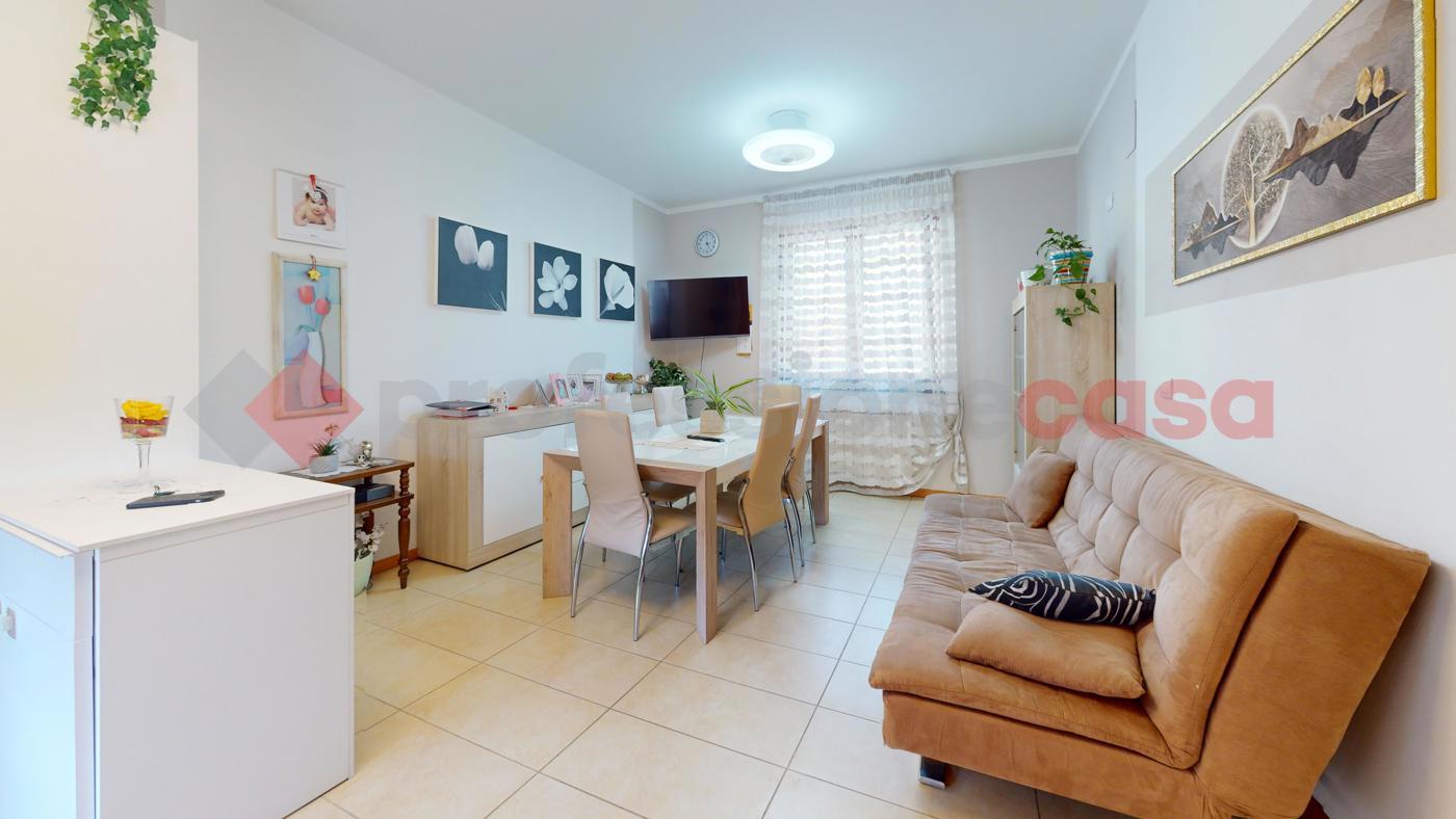 appartamento in vendita a Coreglia Antelminelli in zona Ghivizzano