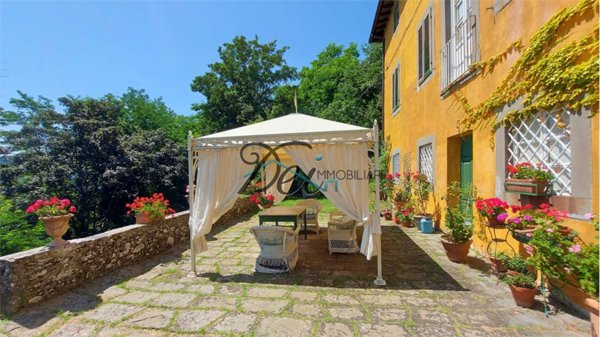 casa indipendente in vendita a Coreglia Antelminelli