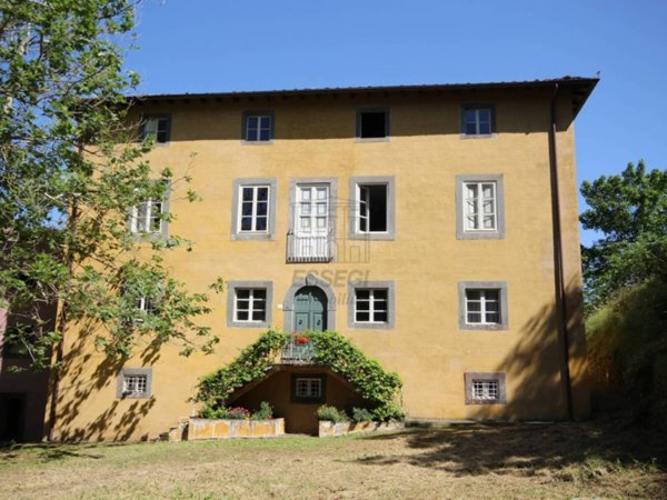 casa indipendente in vendita a Coreglia Antelminelli