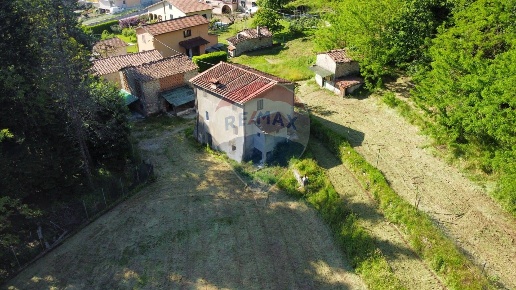 casa indipendente in vendita a Coreglia Antelminelli in zona Piano di Coreglia