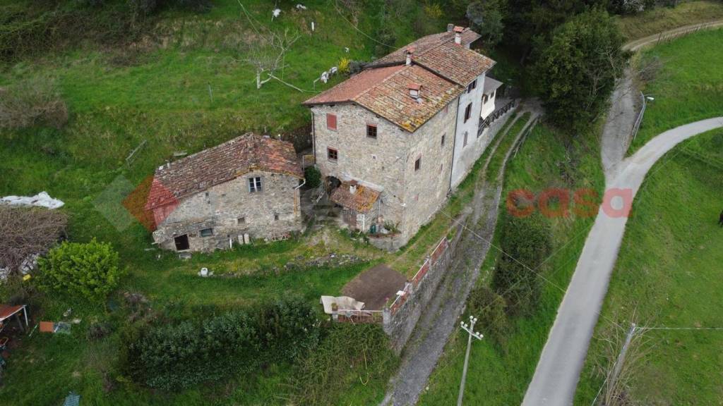 casa indipendente in vendita a Coreglia Antelminelli in zona Tereglio