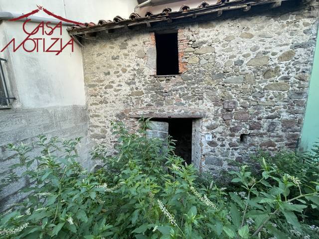 casa indipendente in vendita a Coreglia Antelminelli in zona Calavorno