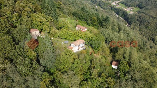 casa indipendente in vendita a Coreglia Antelminelli