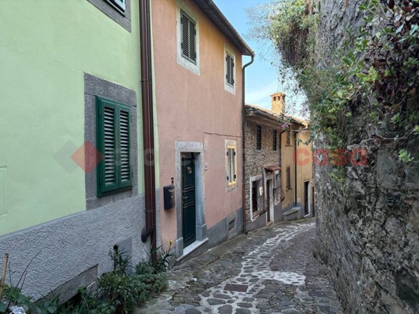 casa indipendente in vendita a Coreglia Antelminelli