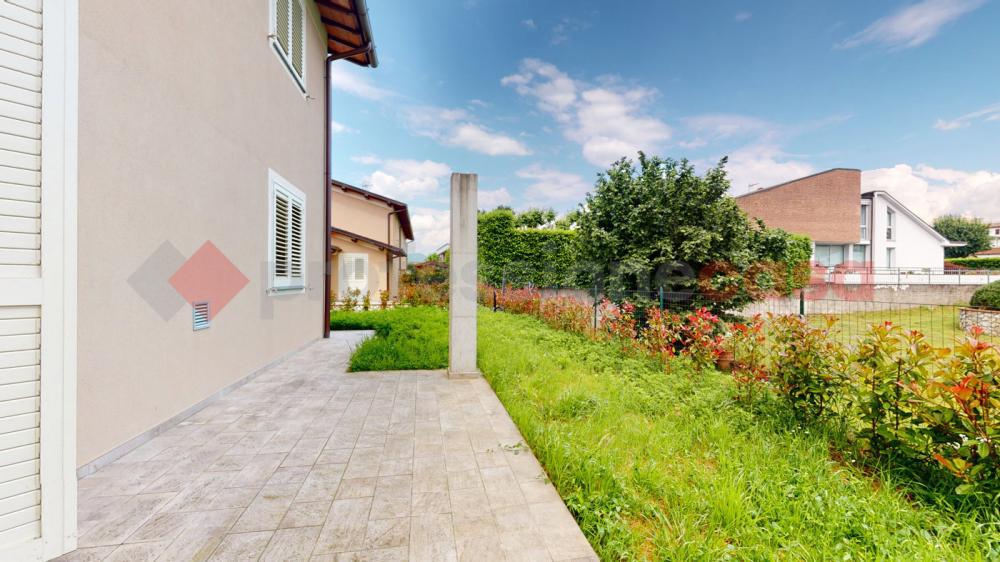 casa indipendente in vendita a Coreglia Antelminelli in zona Piano di Coreglia