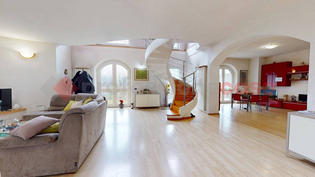 casa indipendente in vendita a Coreglia Antelminelli in zona Piano di Coreglia