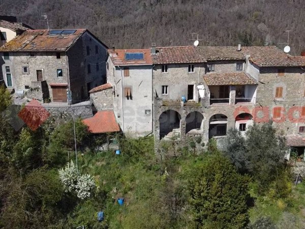 casa indipendente in vendita a Coreglia Antelminelli in zona Tereglio
