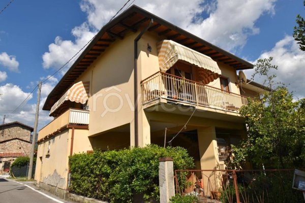 casa indipendente in vendita a Forte dei Marmi in zona Vaiana