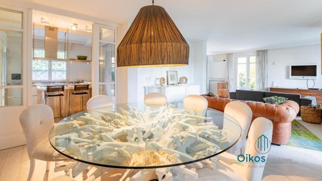 casa indipendente in vendita a Forte dei Marmi