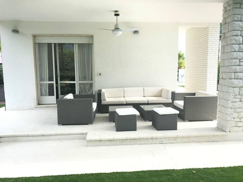 casa indipendente in vendita a Forte dei Marmi