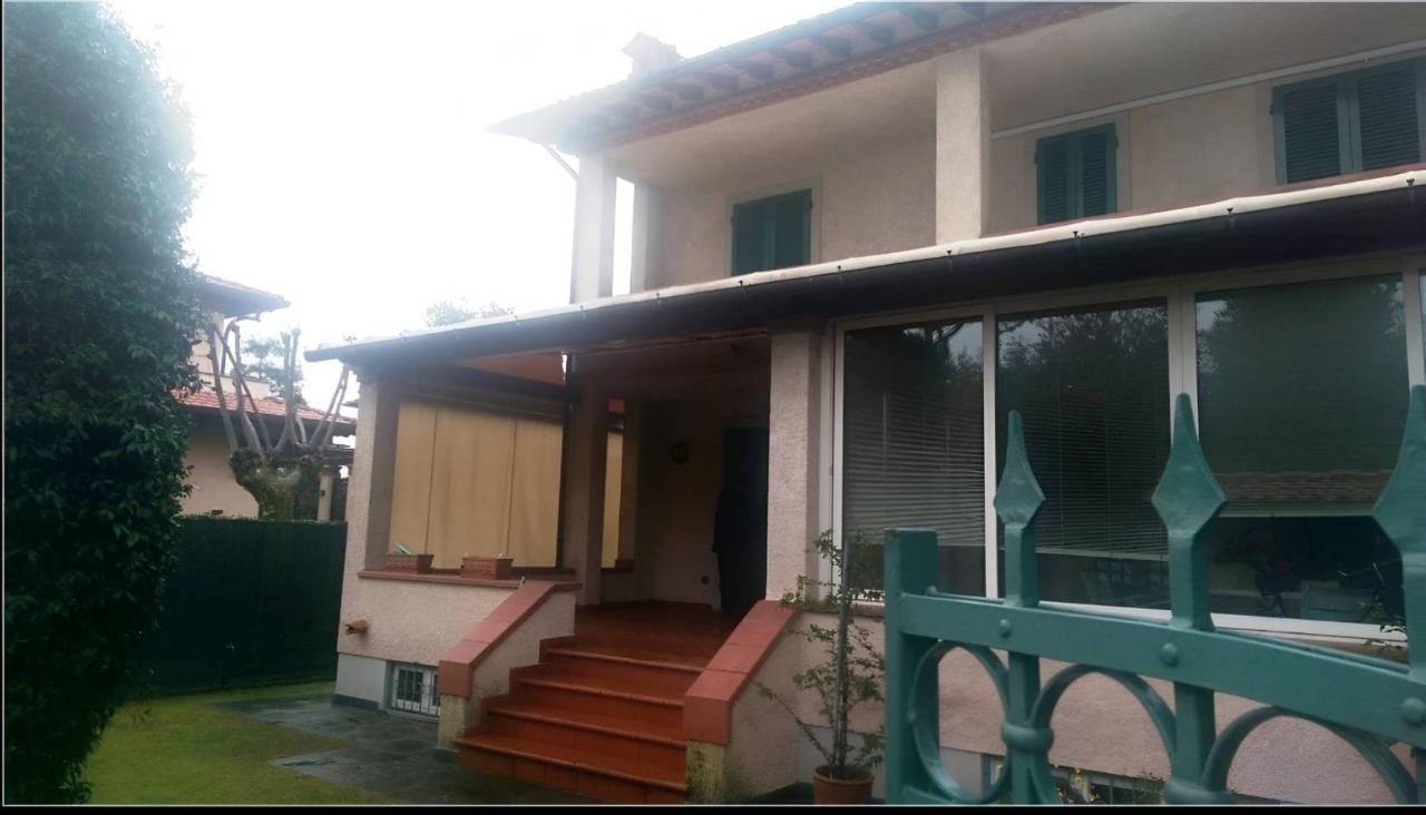 casa indipendente in vendita a Forte dei Marmi