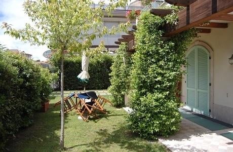 casa indipendente in vendita a Forte dei Marmi