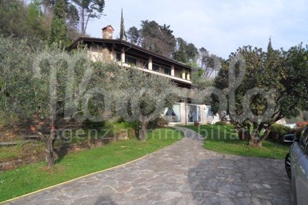 casa indipendente in vendita a Forte dei Marmi