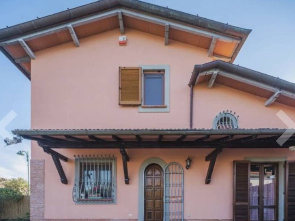 casa indipendente in vendita a Forte dei Marmi