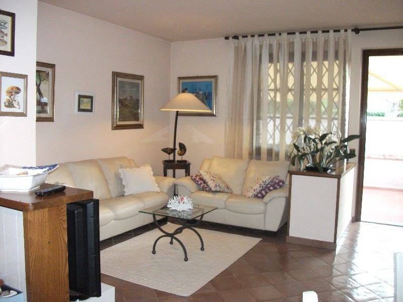 casa indipendente in vendita a Forte dei Marmi