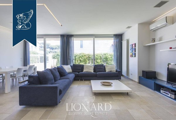casa indipendente in vendita a Forte dei Marmi