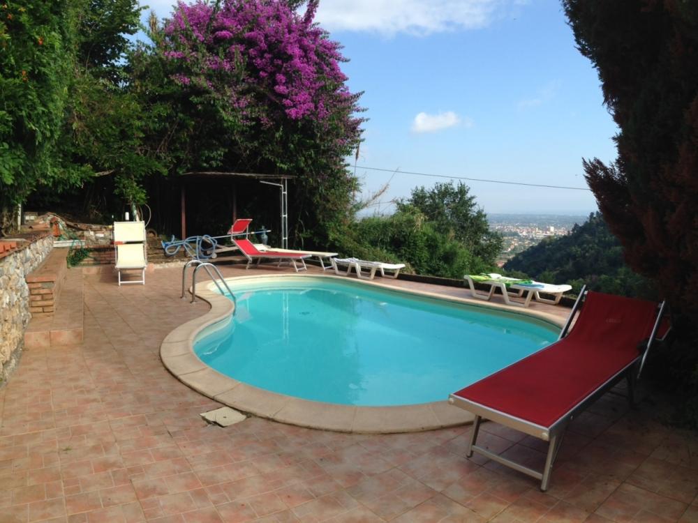 casa indipendente in vendita a Forte dei Marmi