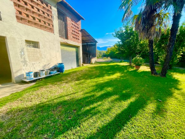casale in vendita a Forte dei Marmi