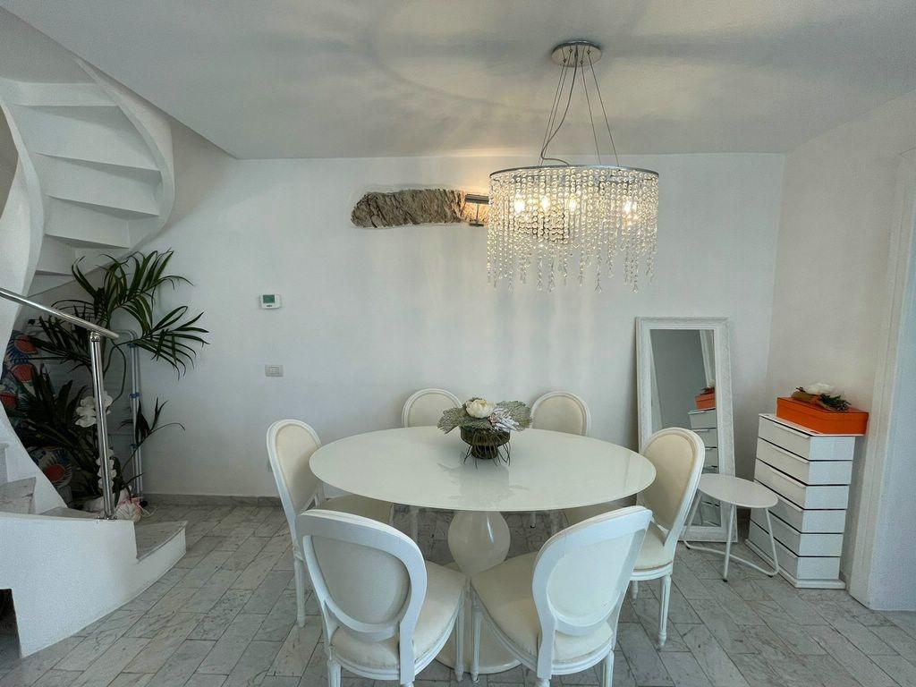 casa indipendente in vendita a Forte dei Marmi