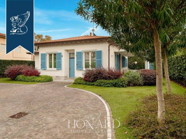 casa indipendente in vendita a Forte dei Marmi