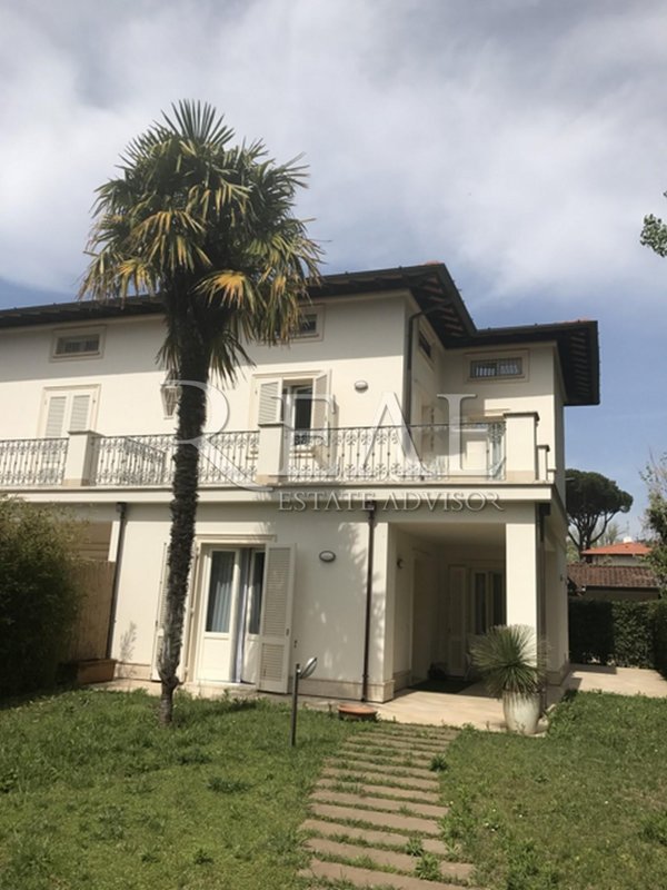 casa indipendente in vendita a Mignanego in zona Vittoria