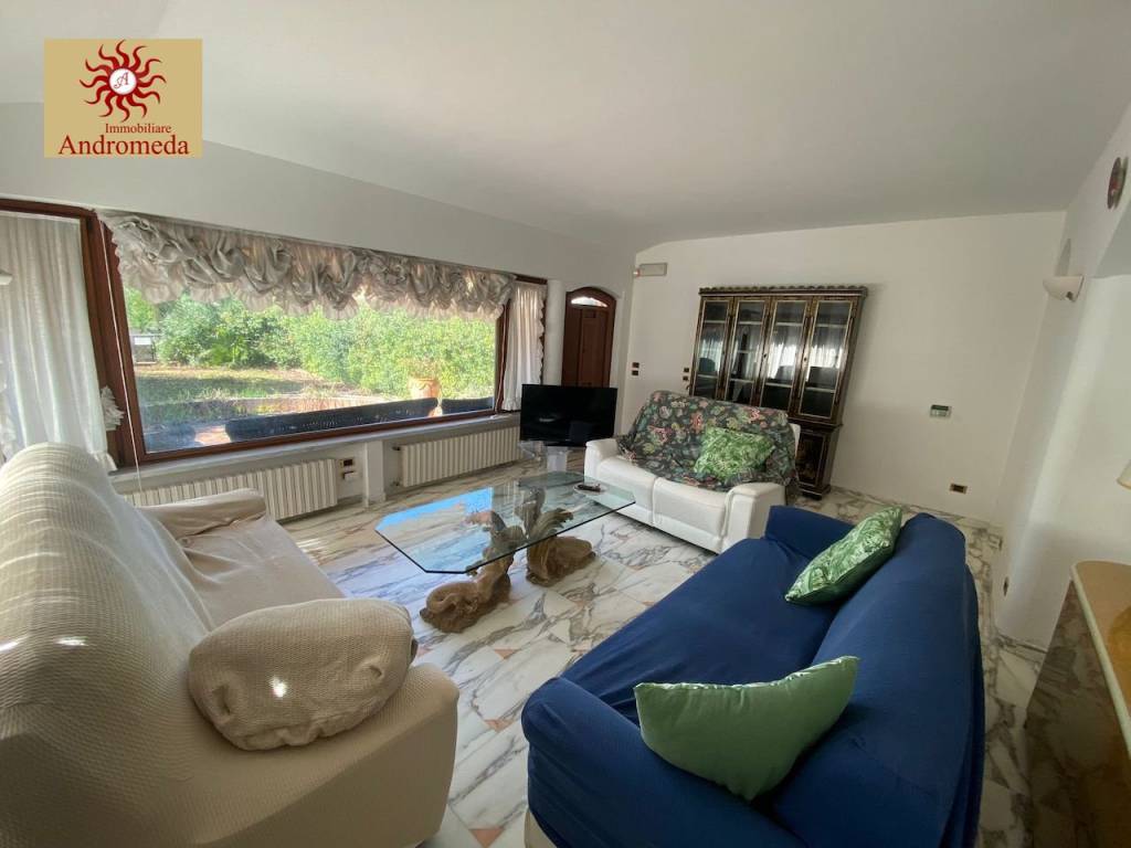 casa indipendente in vendita a Forte dei Marmi