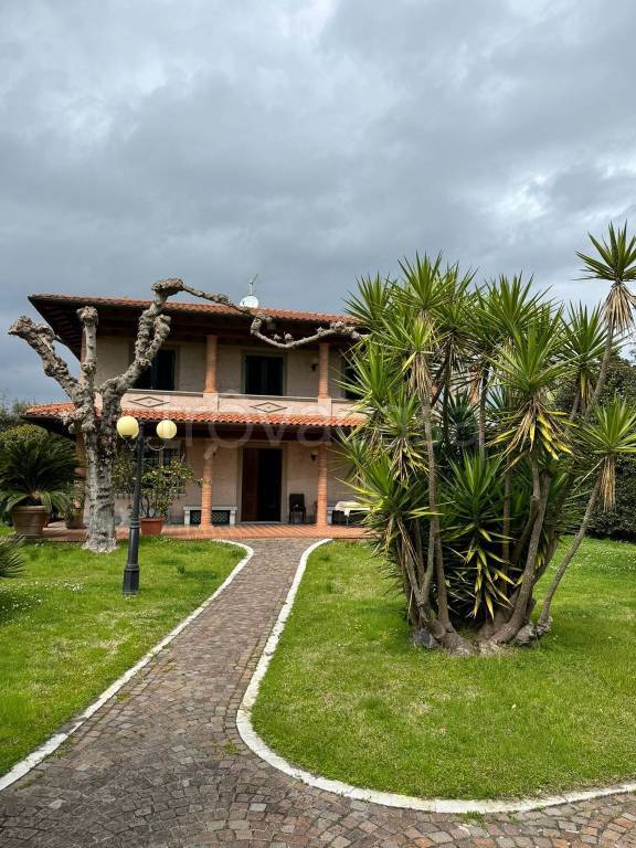 casa indipendente in vendita a Forte dei Marmi