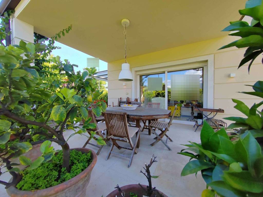 casa indipendente in vendita a Forte dei Marmi