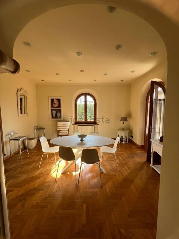 casa indipendente in vendita a Forte dei Marmi