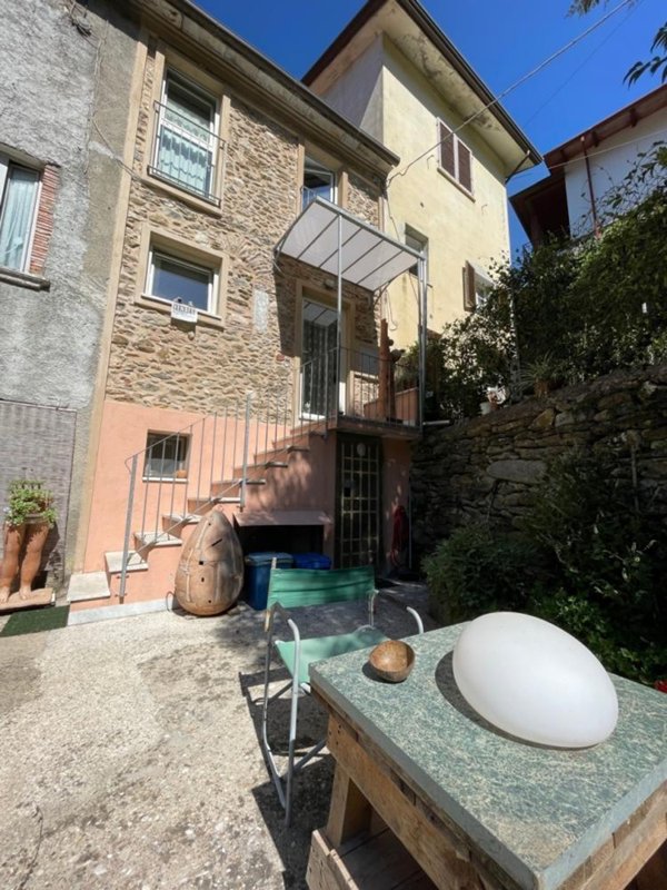 casa indipendente in vendita a Forte dei Marmi
