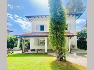 casa indipendente in vendita a Forte dei Marmi