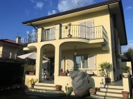 casa indipendente in vendita a Forte dei Marmi