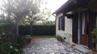 casa indipendente in vendita a Forte dei Marmi in zona Vittoria Apuana
