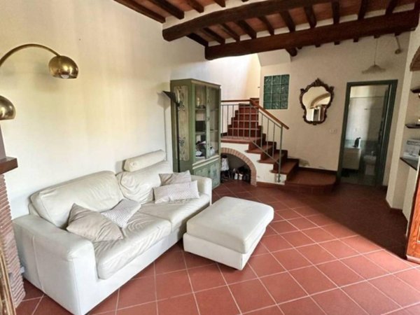 casa indipendente in vendita a Forte dei Marmi