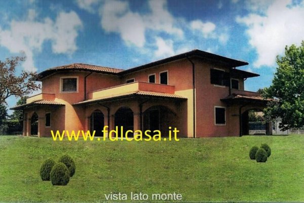 casa indipendente in vendita a Forte dei Marmi