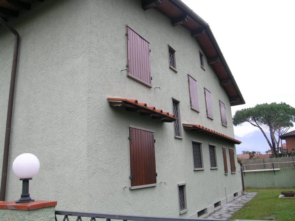 casa indipendente in vendita a Forte dei Marmi