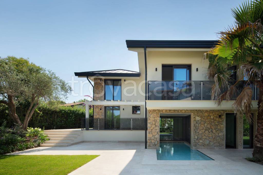 casa indipendente in vendita a Forte dei Marmi