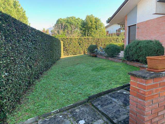appartamento in vendita a Forte dei Marmi