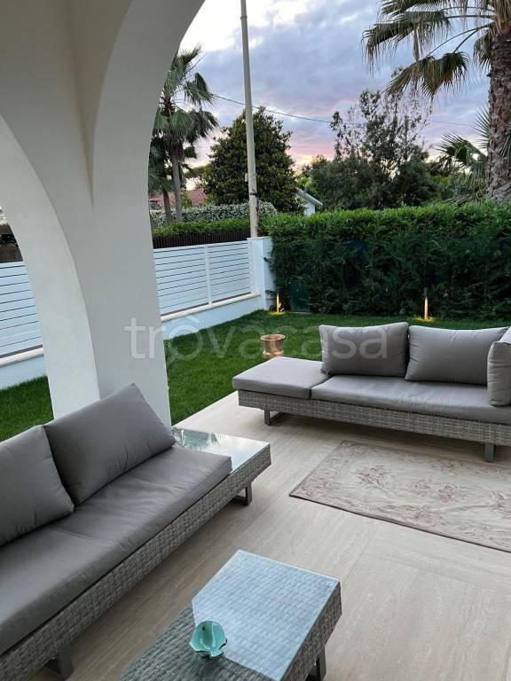 casa indipendente in vendita a Forte dei Marmi