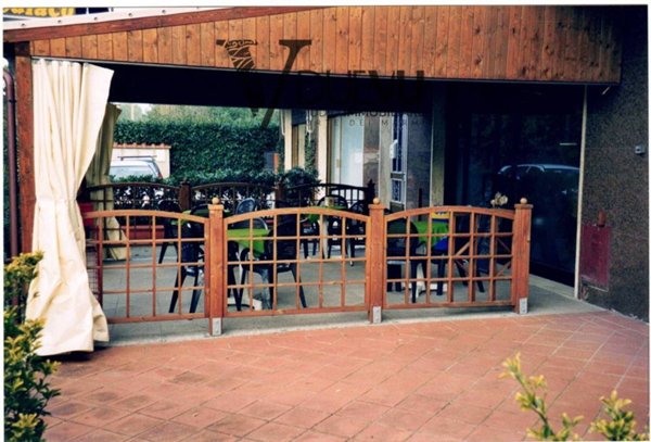 negozio in vendita a Forte dei Marmi