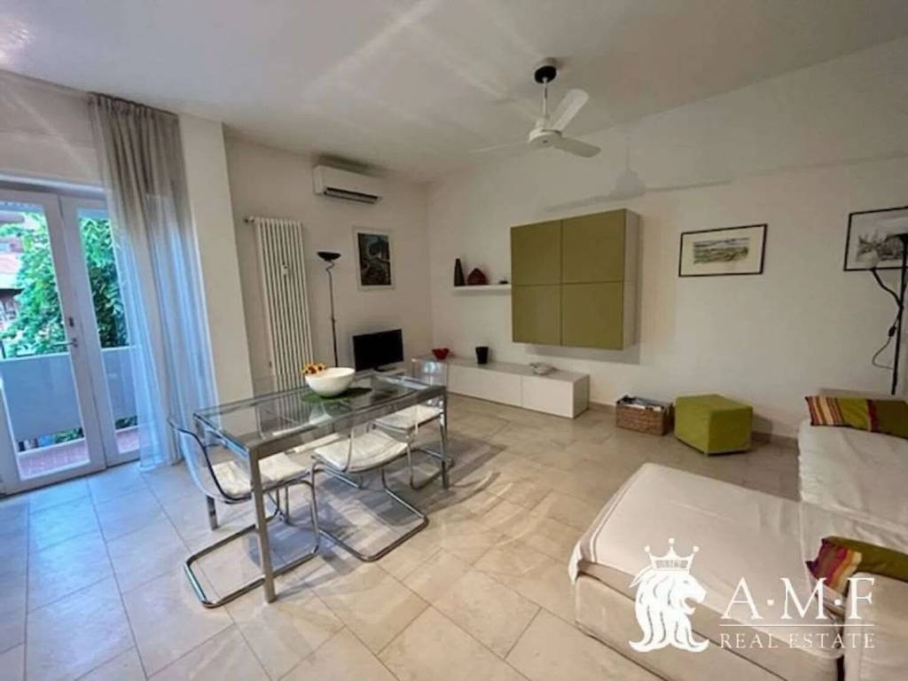 appartamento in vendita a Forte dei Marmi