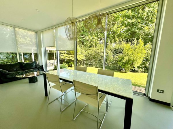 casa indipendente in vendita a Forte dei Marmi