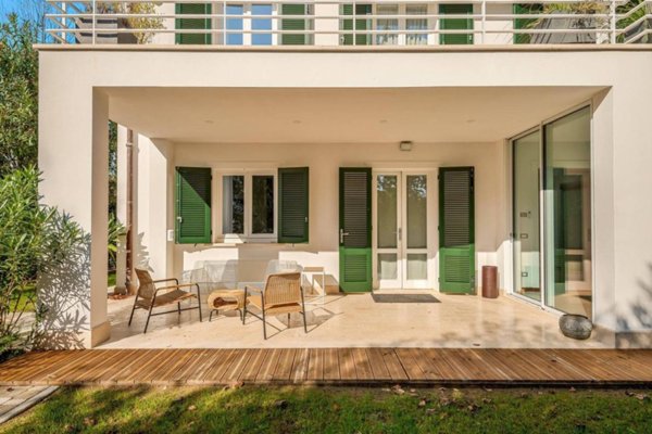 casa indipendente in vendita a Forte dei Marmi