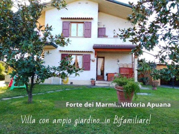 casa indipendente in vendita a Forte dei Marmi in zona Vittoria Apuana