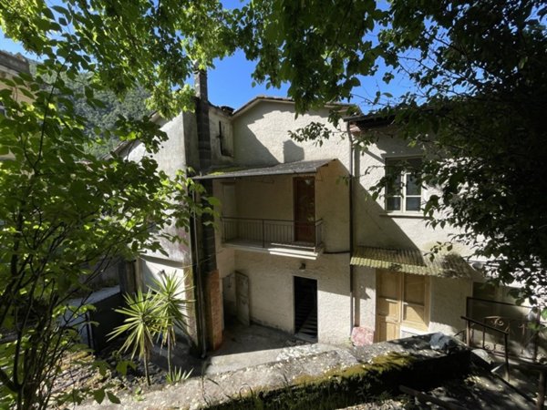 casa indipendente in vendita a Forte dei Marmi