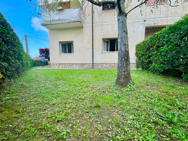 appartamento in vendita a Forte dei Marmi