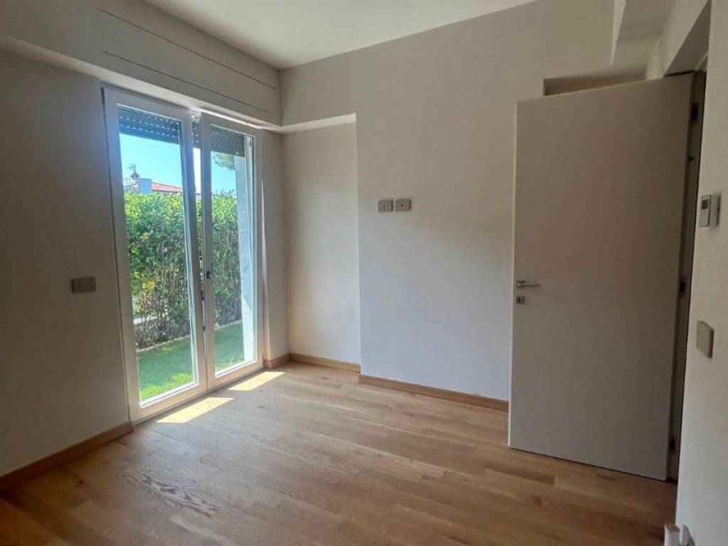 appartamento in vendita a Forte dei Marmi in zona Roma Imperiale